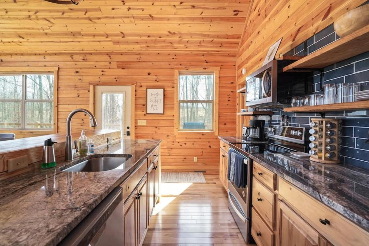 Fern Haven A Modern Take On Hocking Hills Cabins Stella Εξωτερικό φωτογραφία